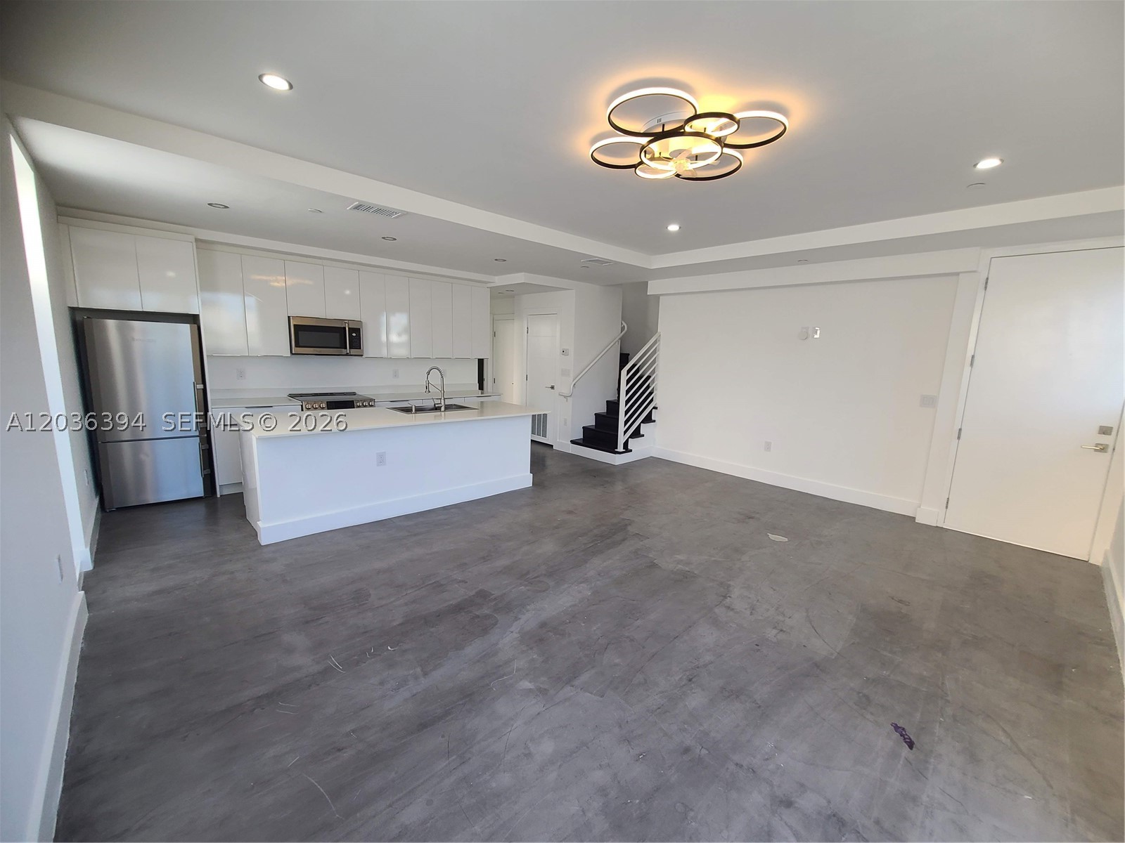OCEAN BEACH ADDN NO 3 - Residential Lease