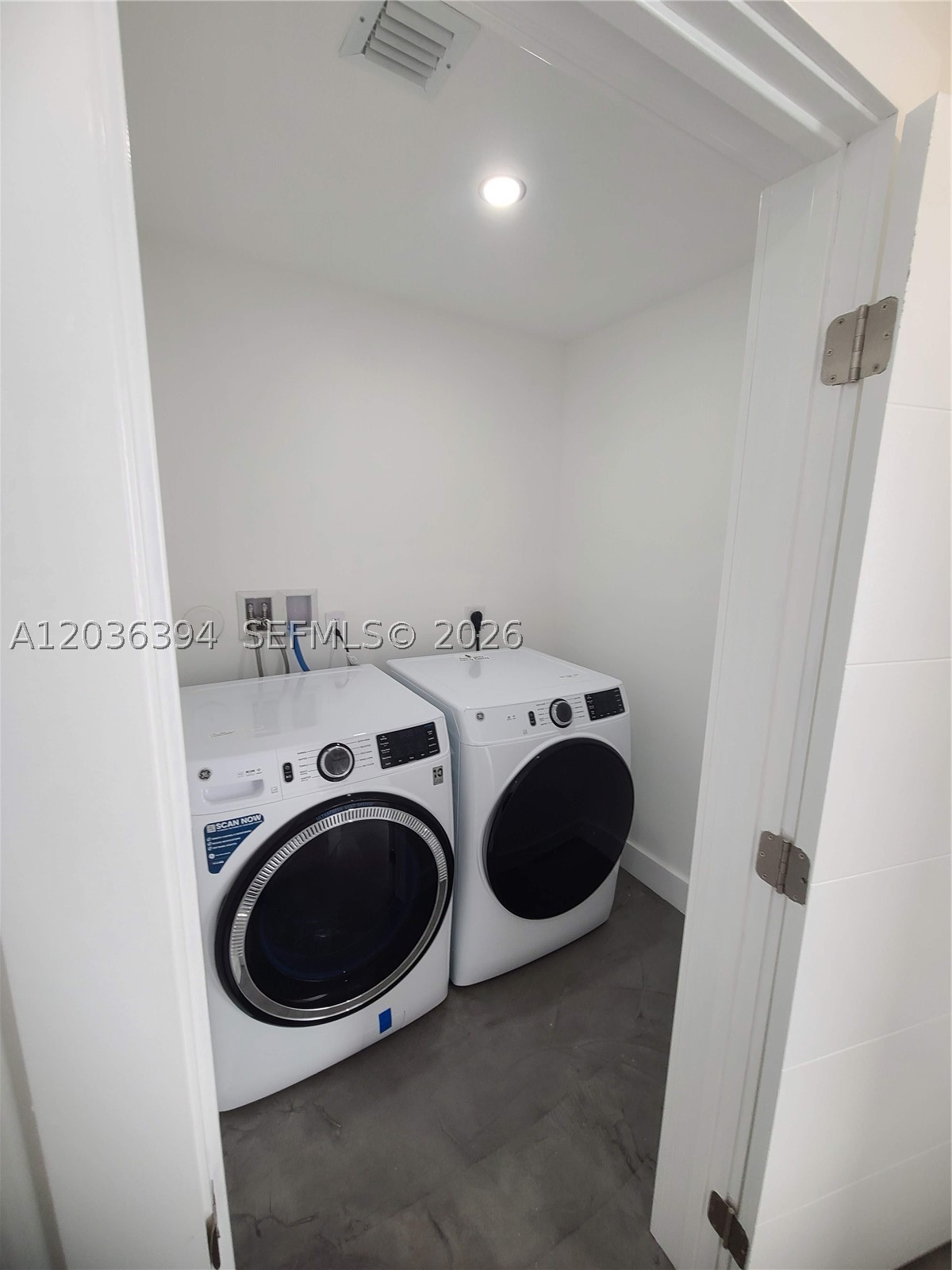 OCEAN BEACH ADDN NO 3 - Residential Lease