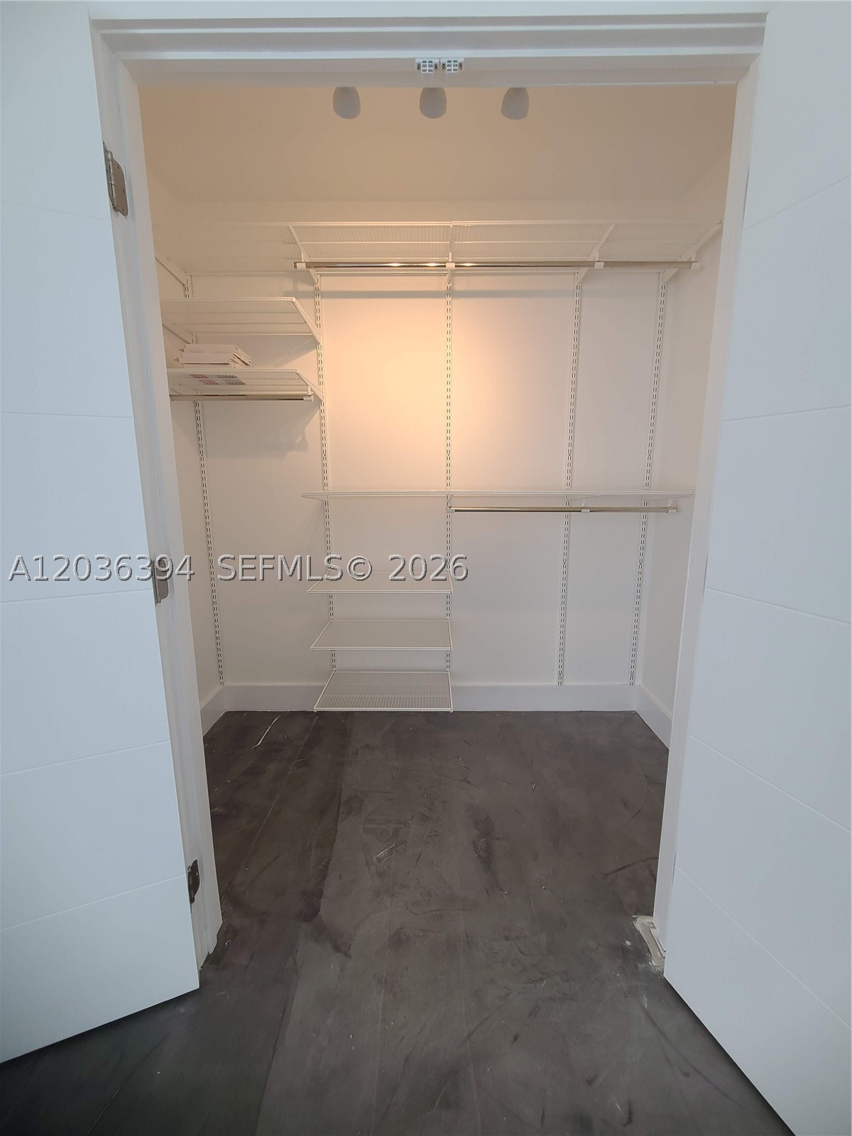OCEAN BEACH ADDN NO 3 - Residential Lease