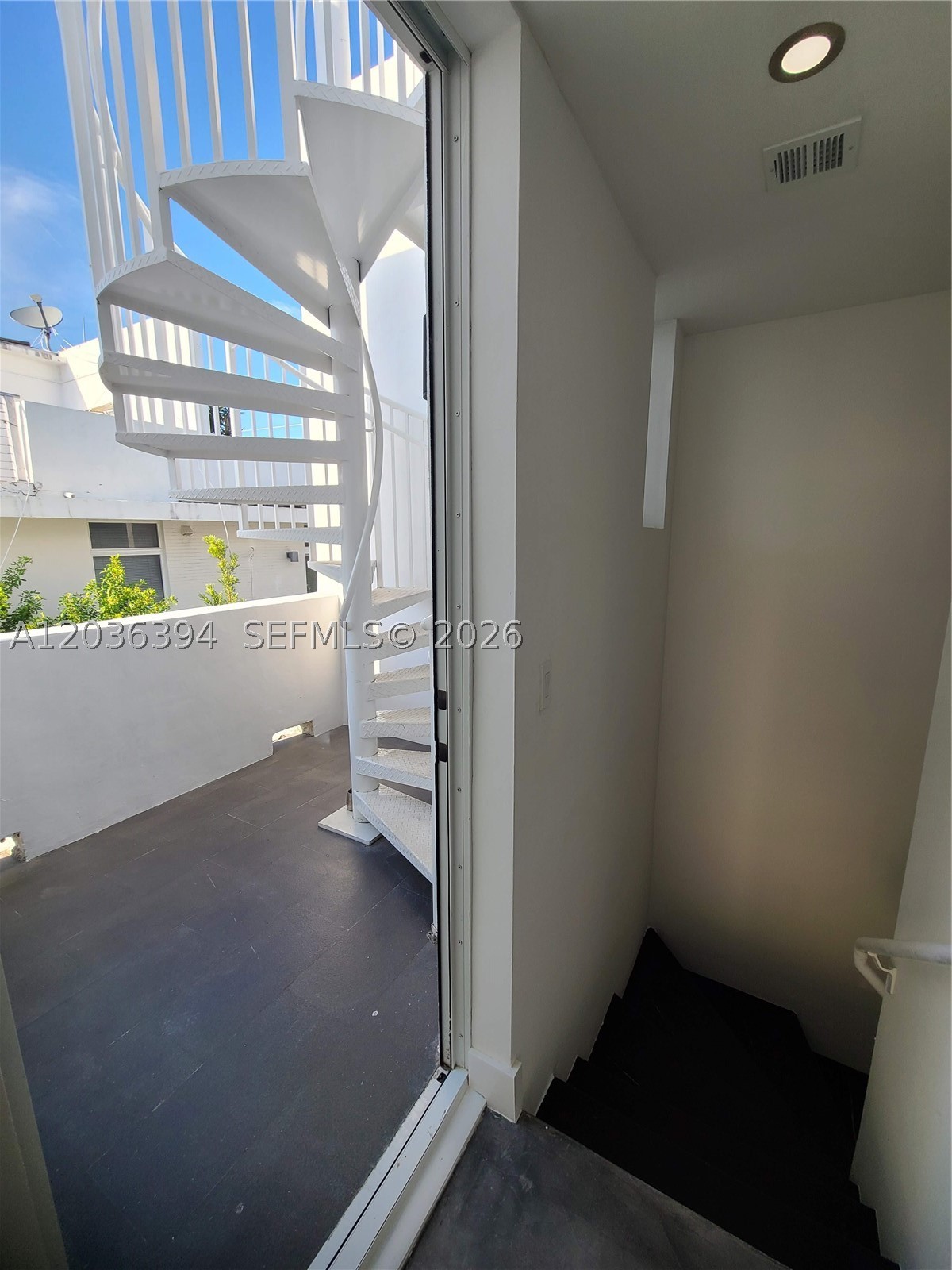 OCEAN BEACH ADDN NO 3 - Residential Lease