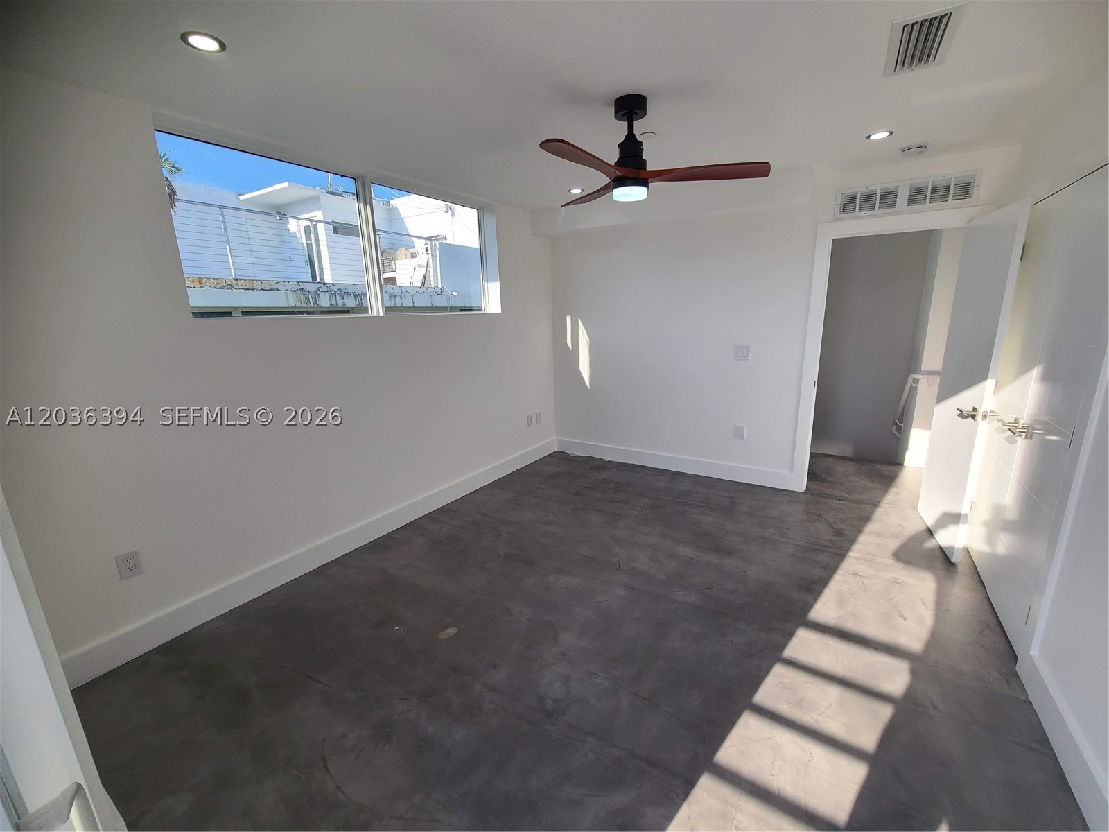 OCEAN BEACH ADDN NO 3 - Residential Lease