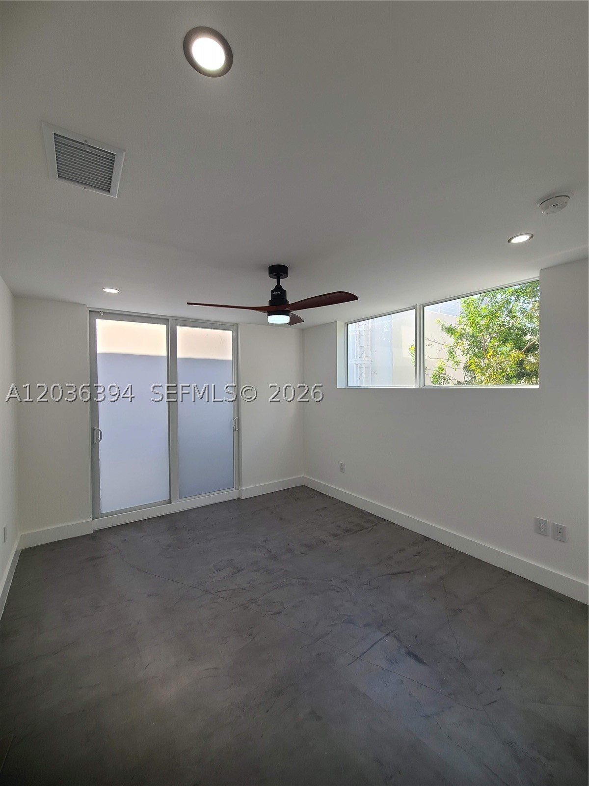 OCEAN BEACH ADDN NO 3 - Residential Lease