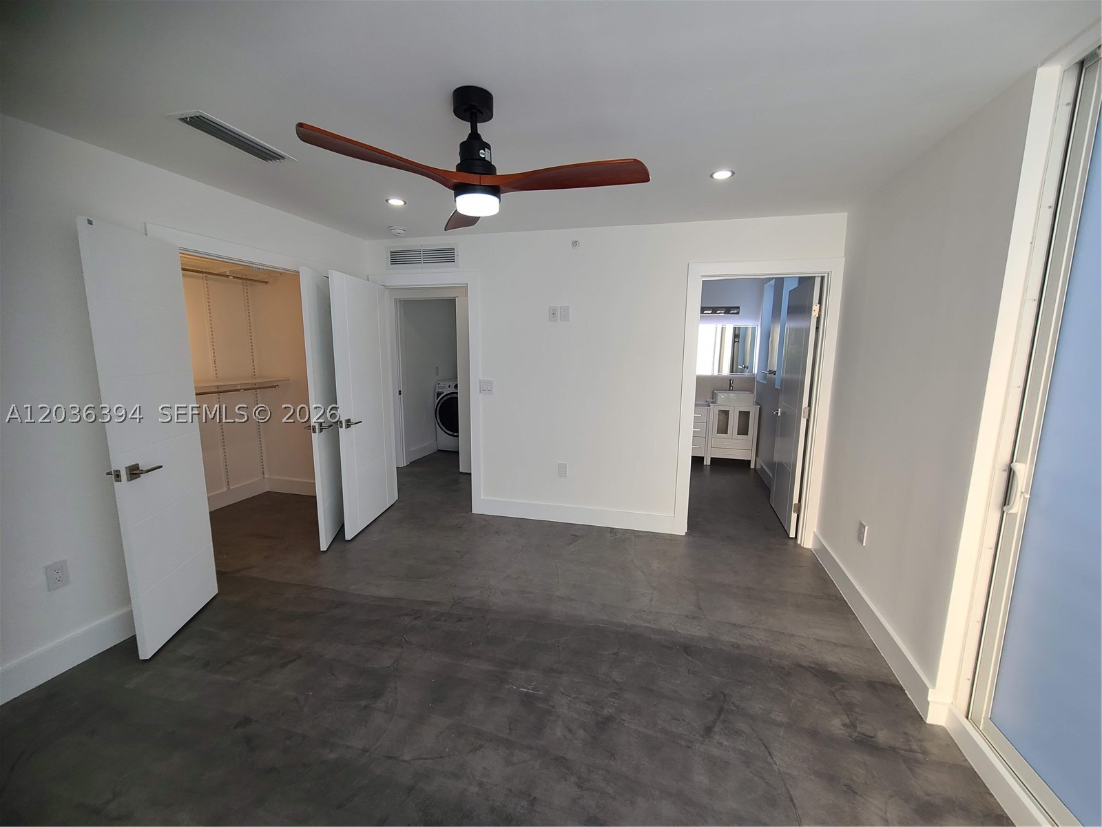 OCEAN BEACH ADDN NO 3 - Residential Lease