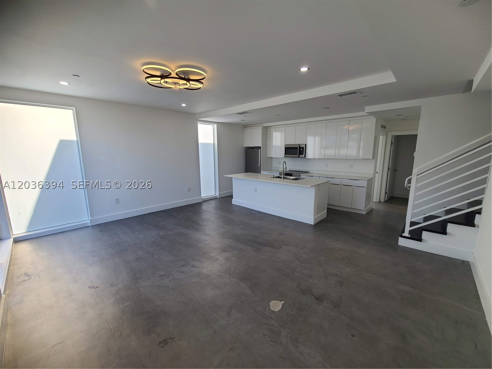 OCEAN BEACH ADDN NO 3 - Residential Lease