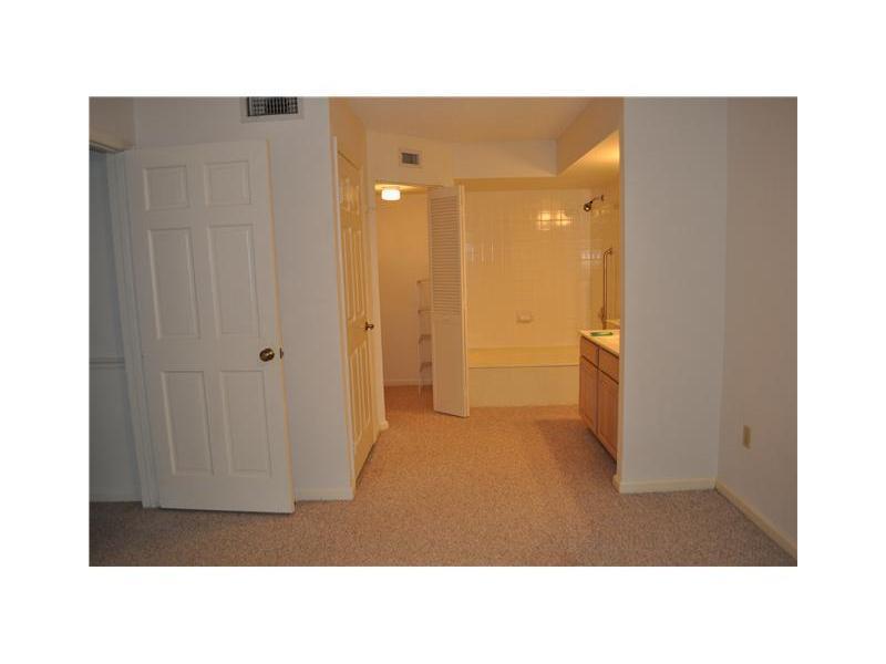 UNIVERSITY INN CONDO - Residential Lease