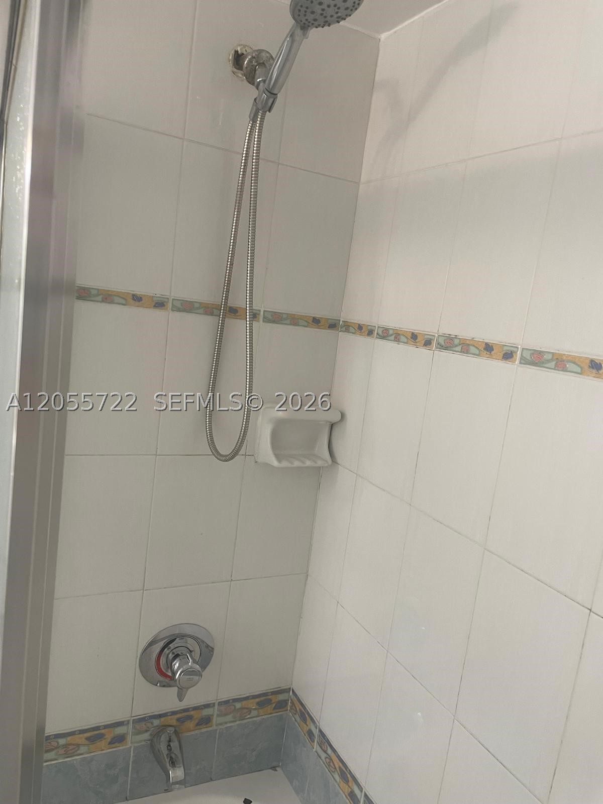 RIVIERA ISLES CONDO - Residential Lease