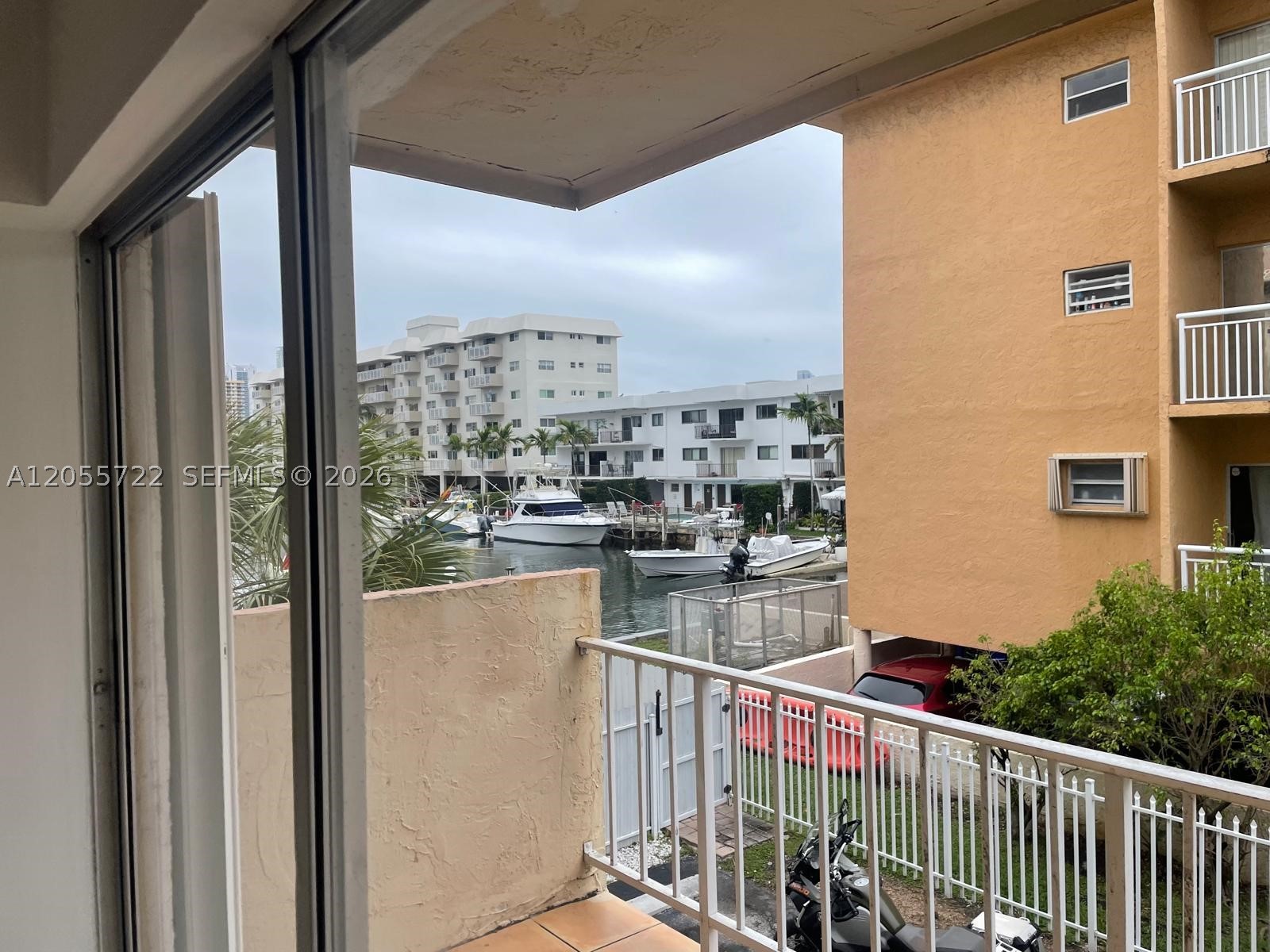 RIVIERA ISLES CONDO - Residential Lease