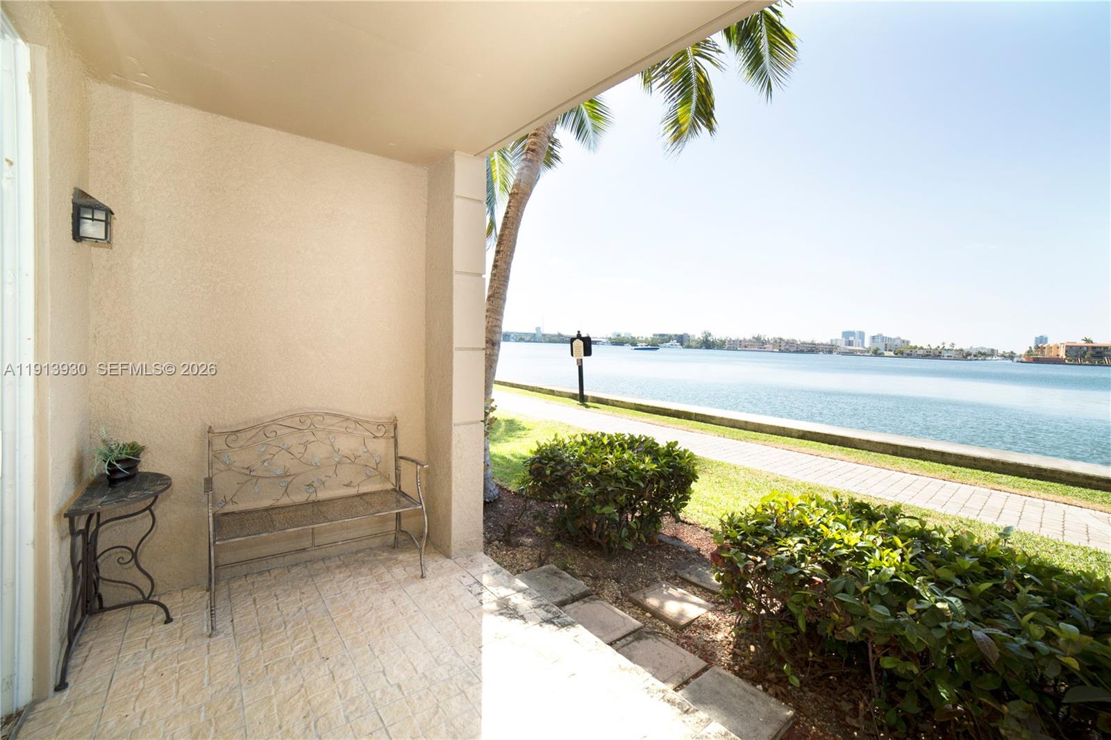 PORTO BELLAGIO CONDO - Residential