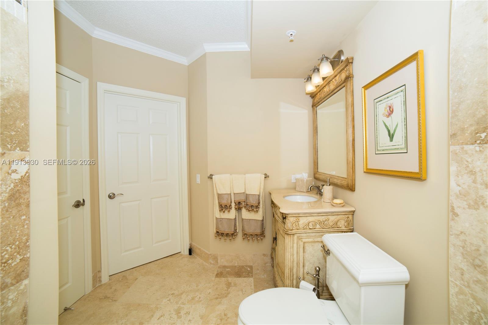 PORTO BELLAGIO CONDO - Residential