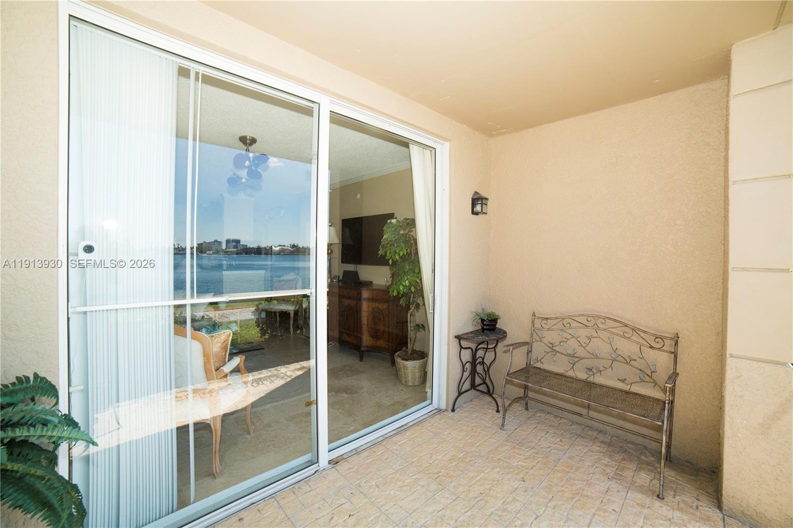 PORTO BELLAGIO CONDO - Residential
