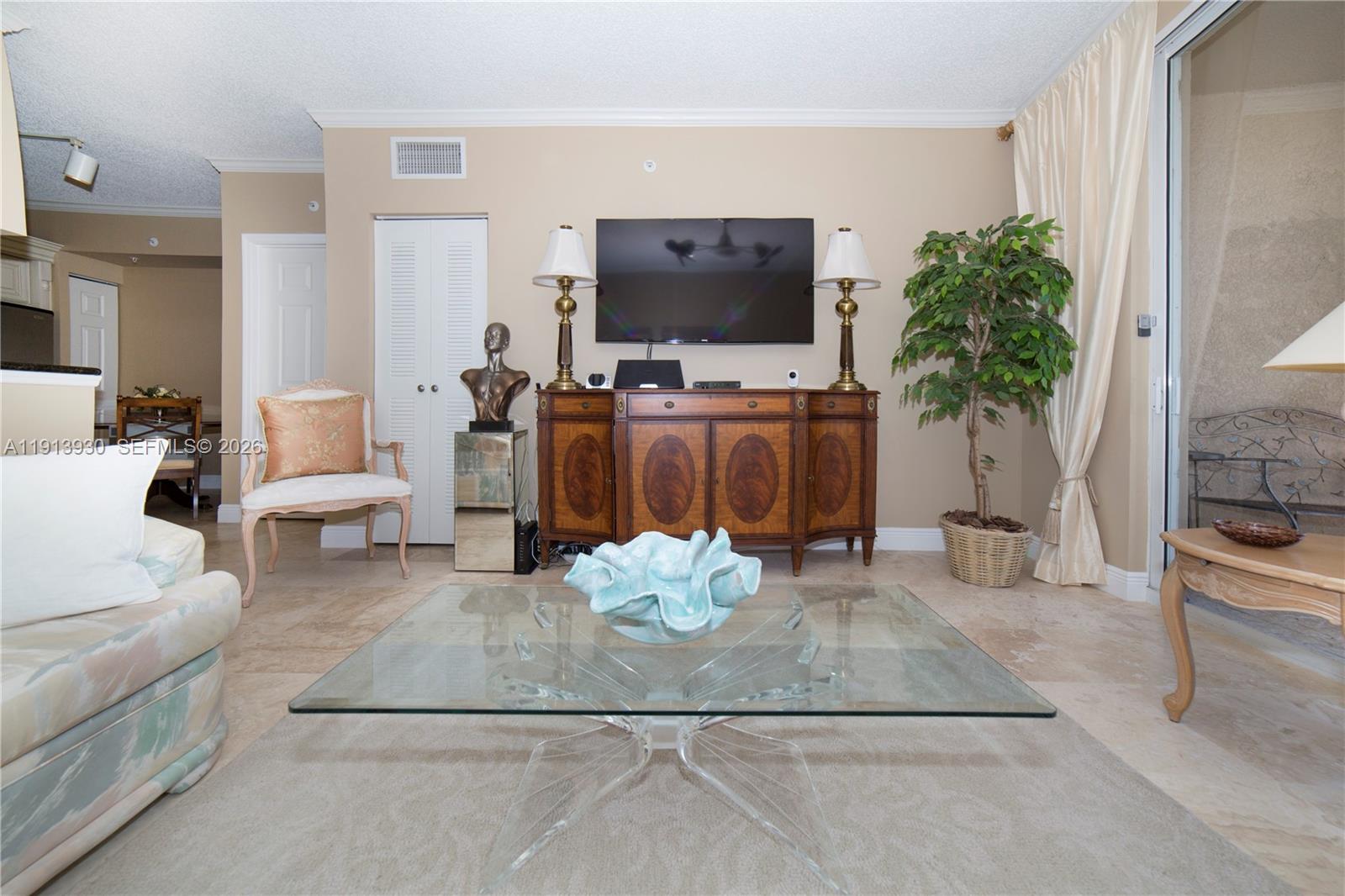 PORTO BELLAGIO CONDO - Residential