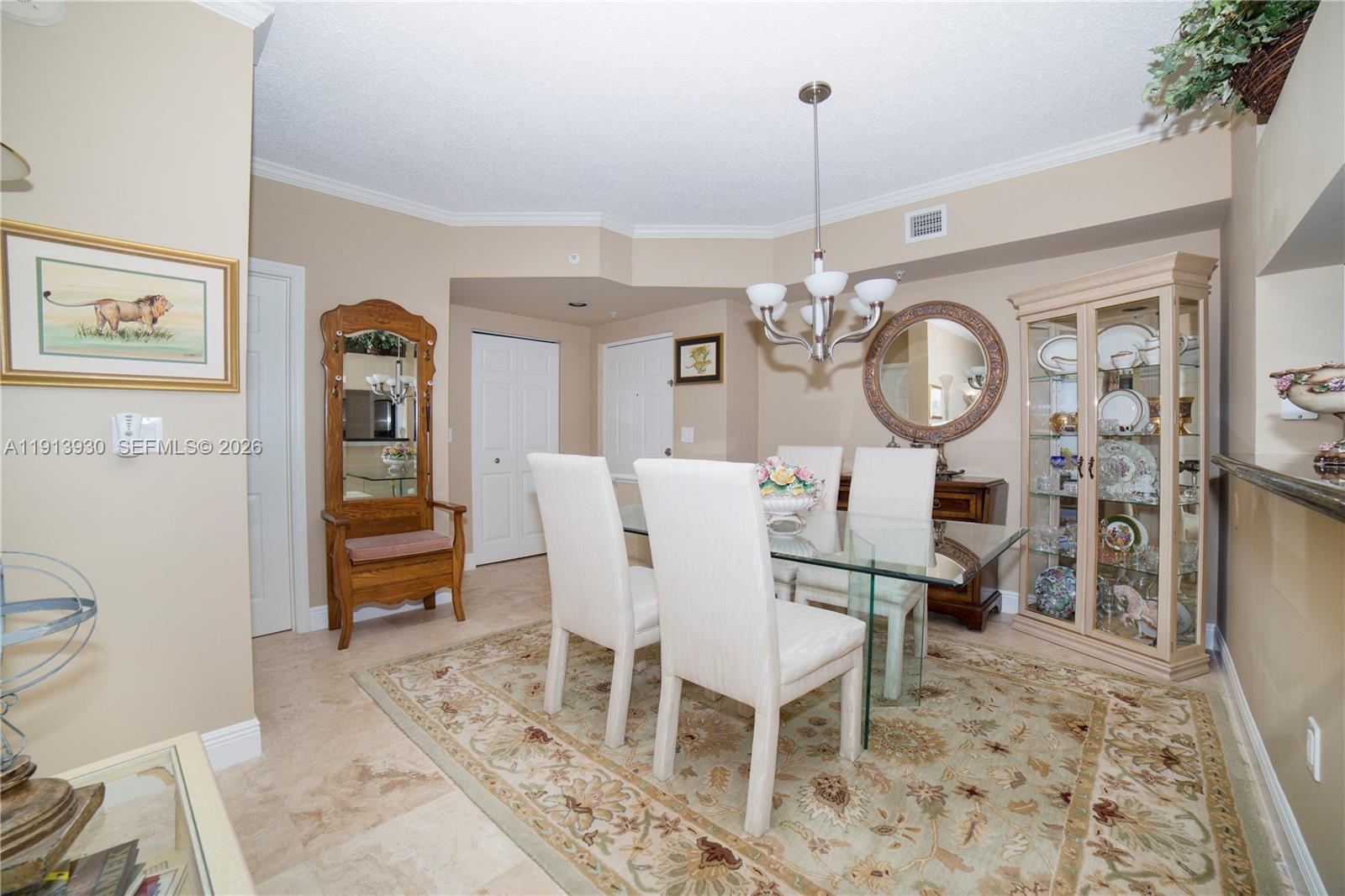 PORTO BELLAGIO CONDO - Residential