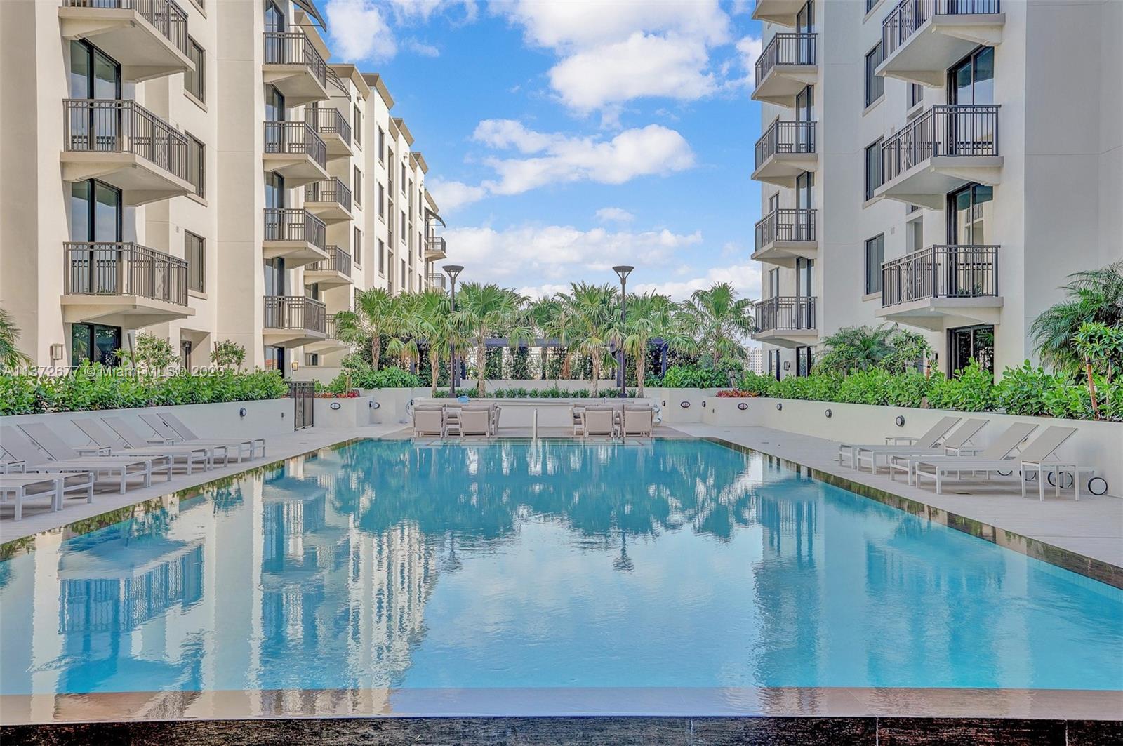 MERRICK MANOR - Residential Lease