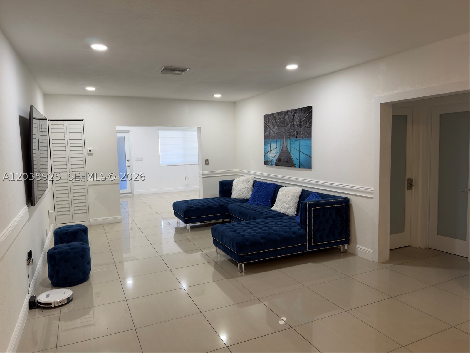 CHURCHILL DOWNS RESUB - Residential