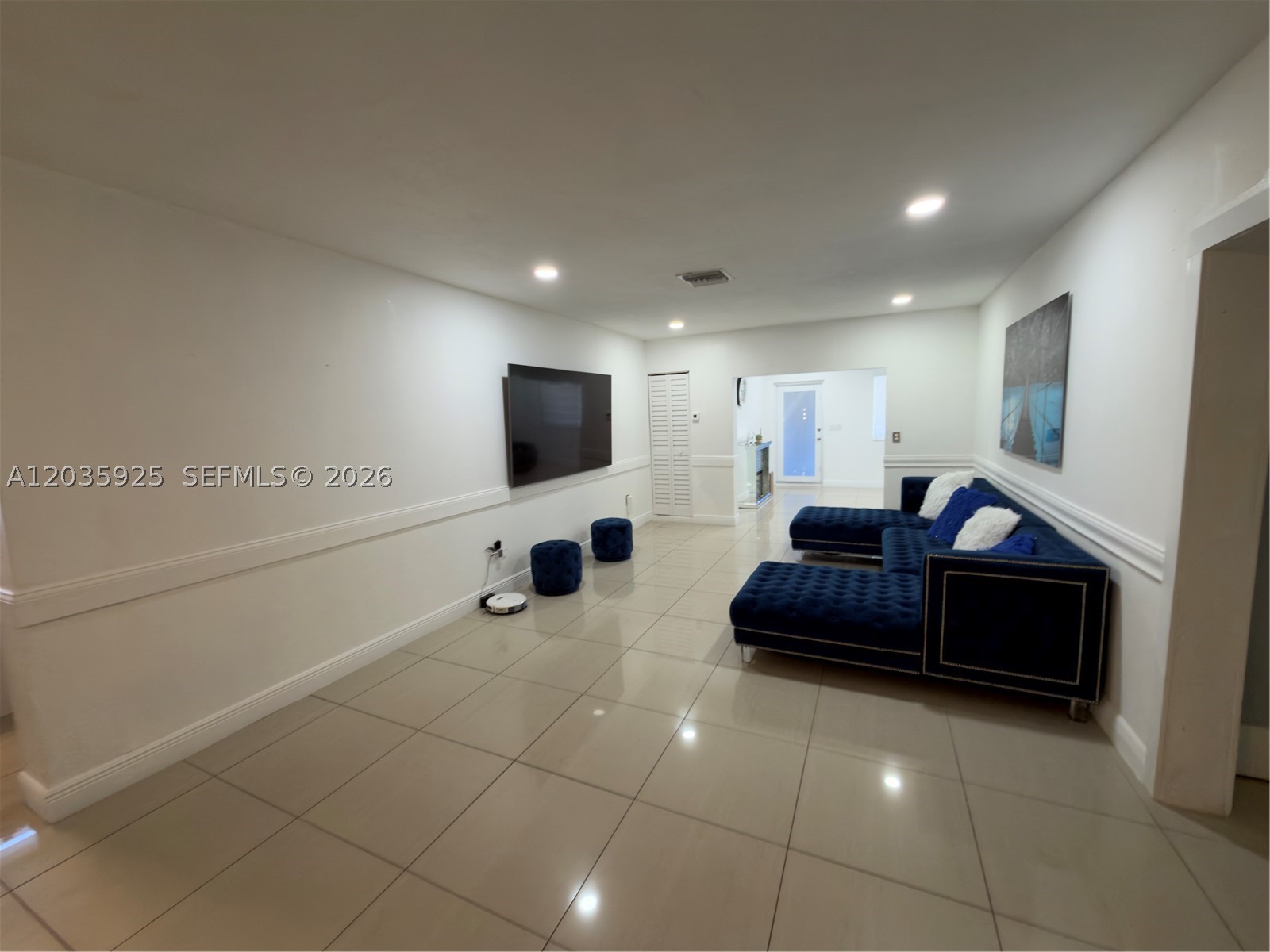 CHURCHILL DOWNS RESUB - Residential