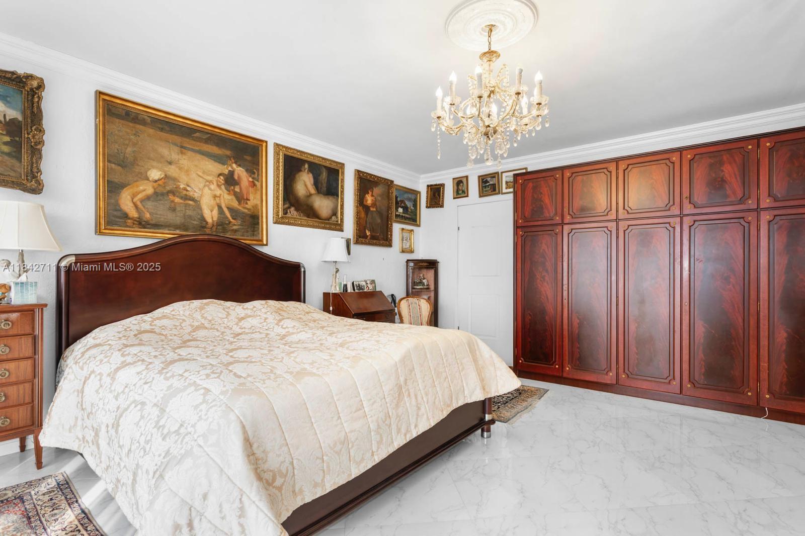 MARINA TOWER CONDO - Residential