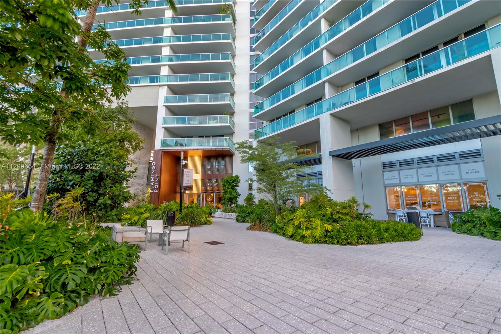 FLAMINGO SOUTH BEACH I CO - Residential Lease