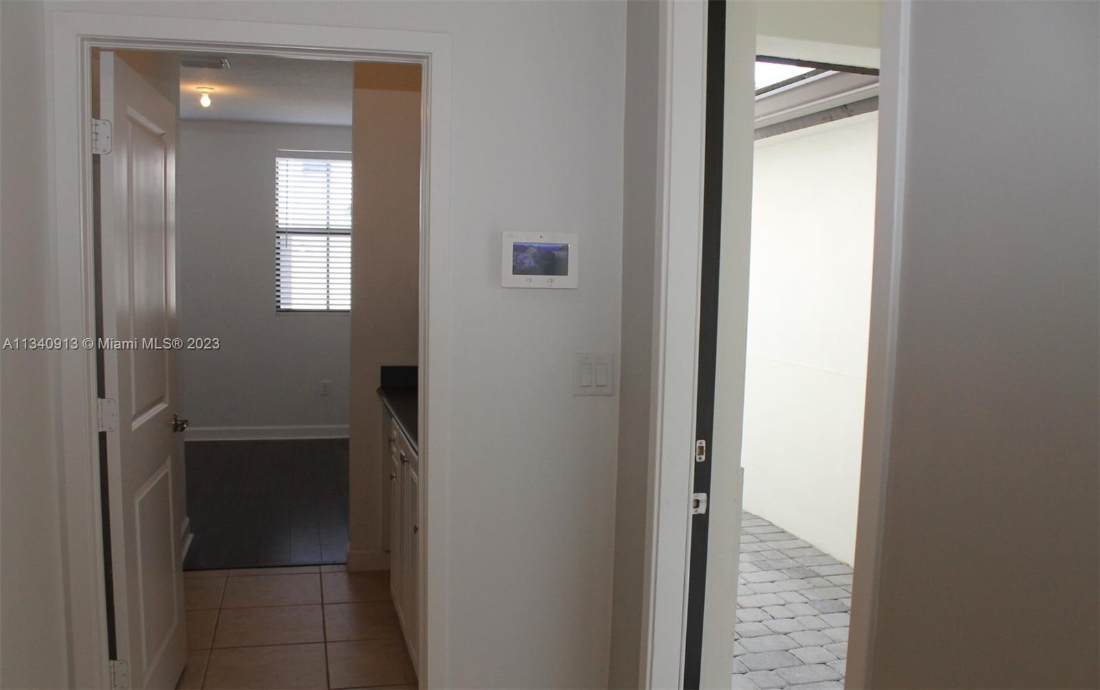 OAK HAMMOCK TOWNHOMES SUB - Residential
