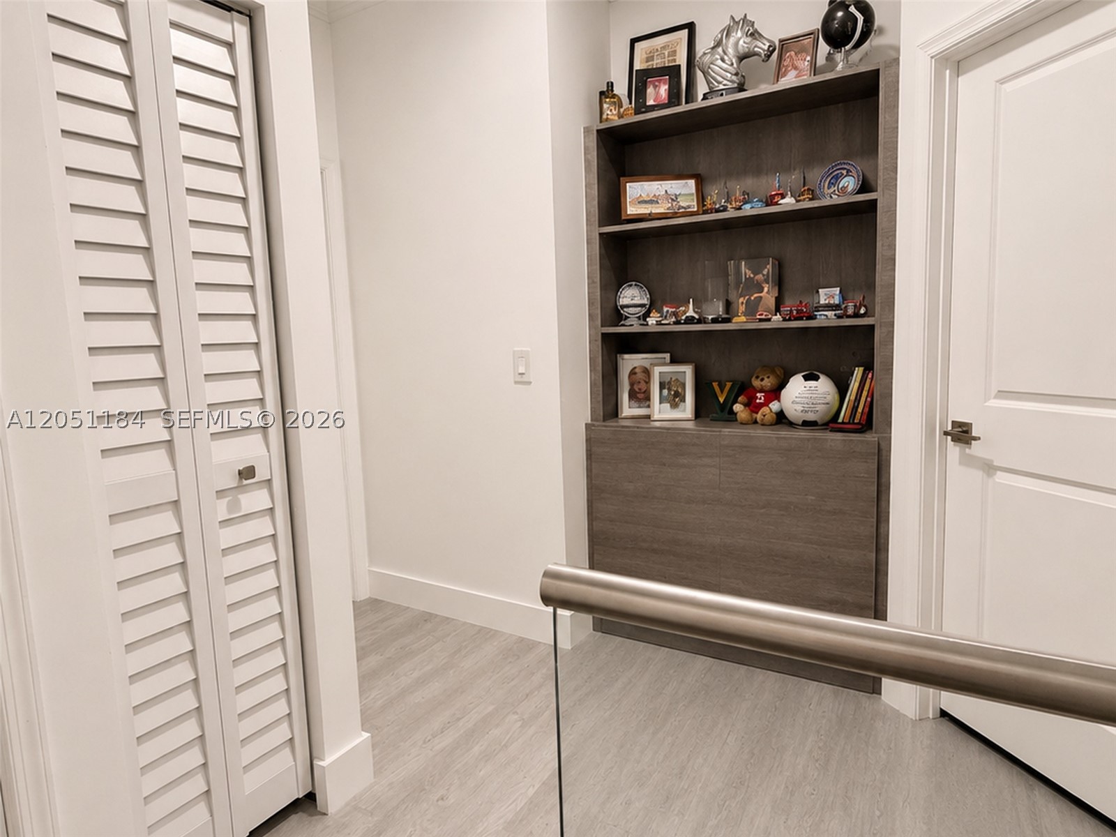 SAWGRASS LAKES - Residential Lease