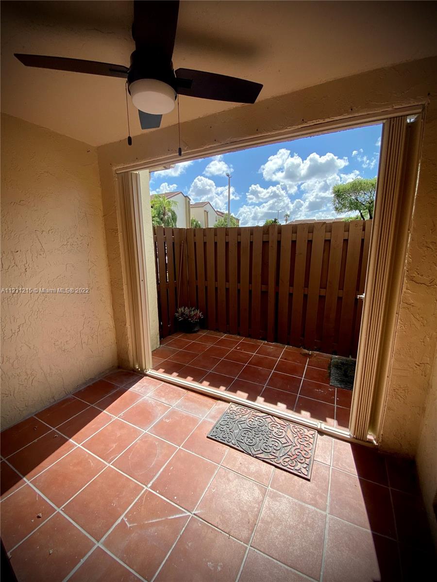 KENLAND WALK CONDO III - Residential Lease
