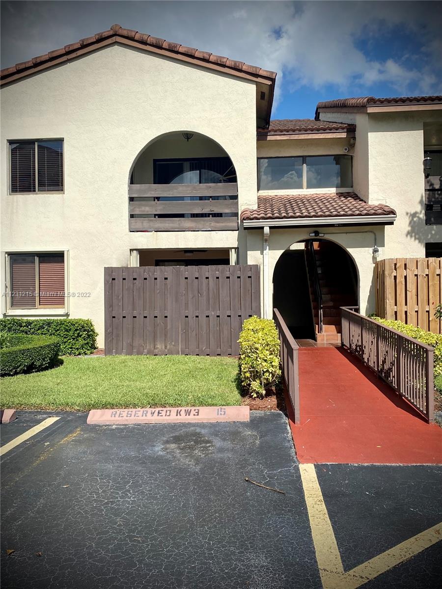 KENLAND WALK CONDO III - Residential Lease