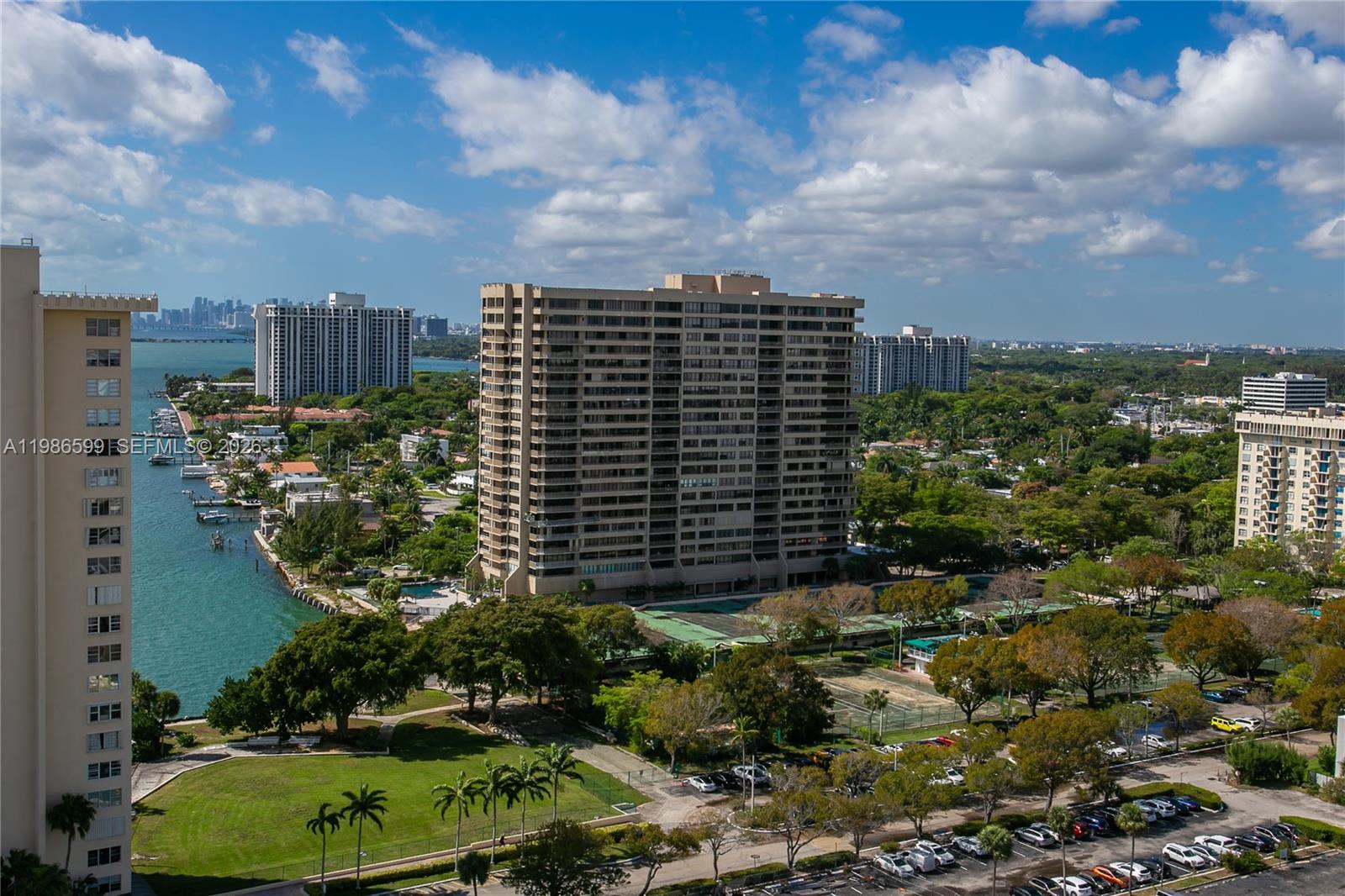 CRICKET CLUB CONDO - Residential