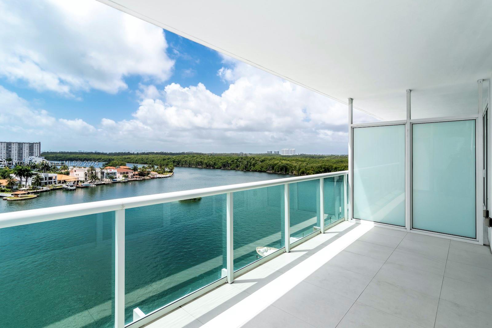 400 SUNNY ISLES CONDO EAS - Residential