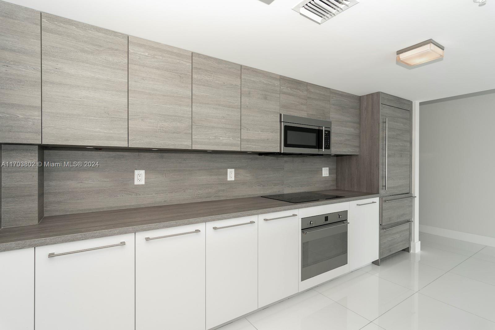 400 SUNNY ISLES CONDO EAS - Residential