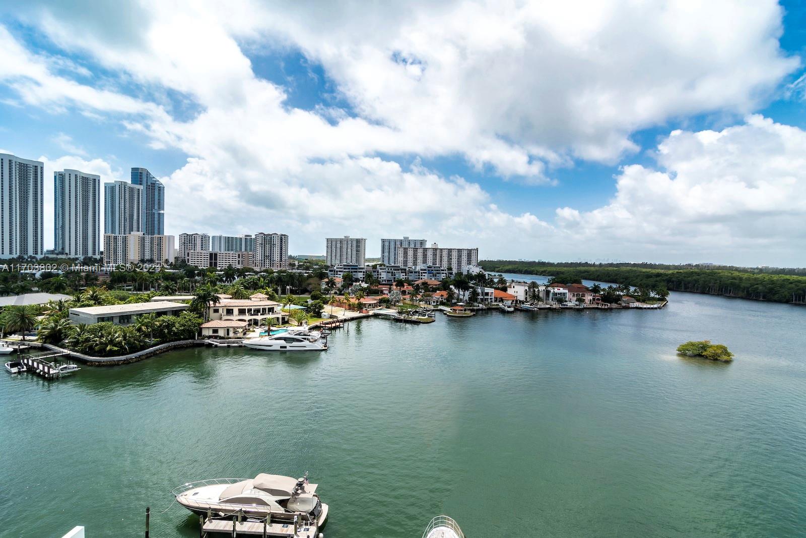 400 SUNNY ISLES CONDO EAS - Residential