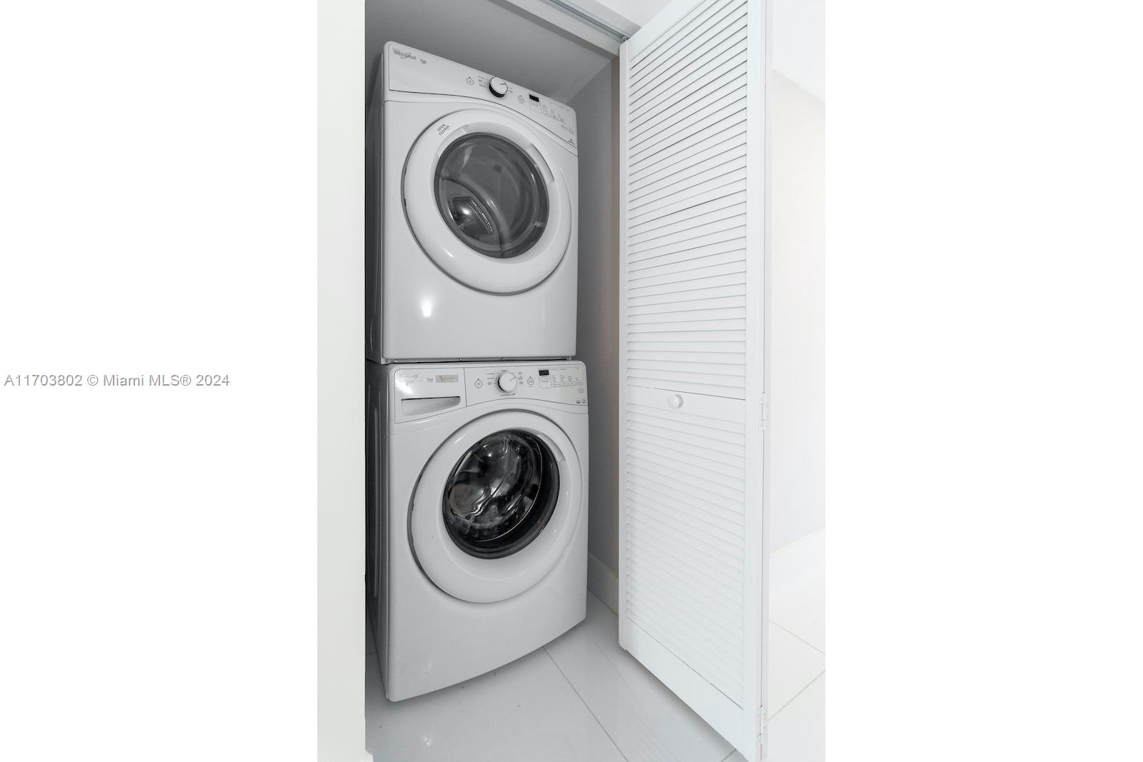 400 SUNNY ISLES CONDO EAS - Residential