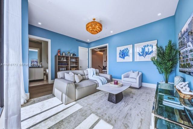 EASTERN SHORES - Residential