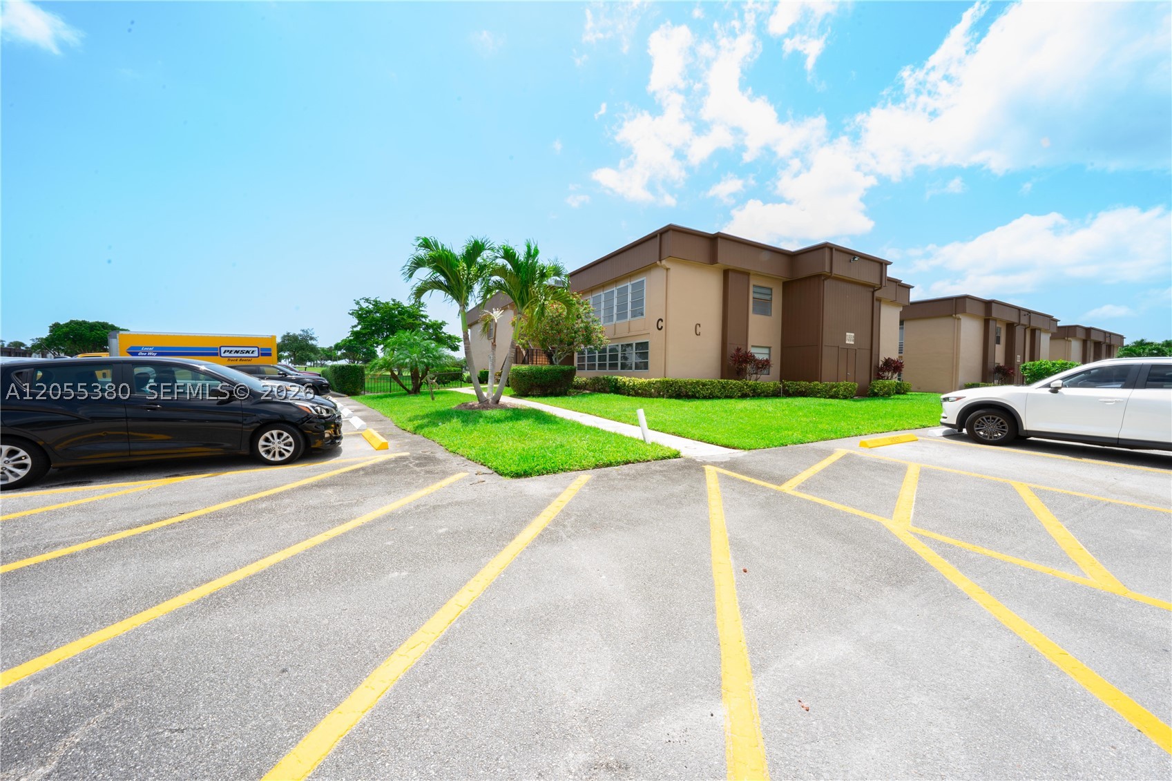 KINGS POINT PIEDMONT COND - Residential