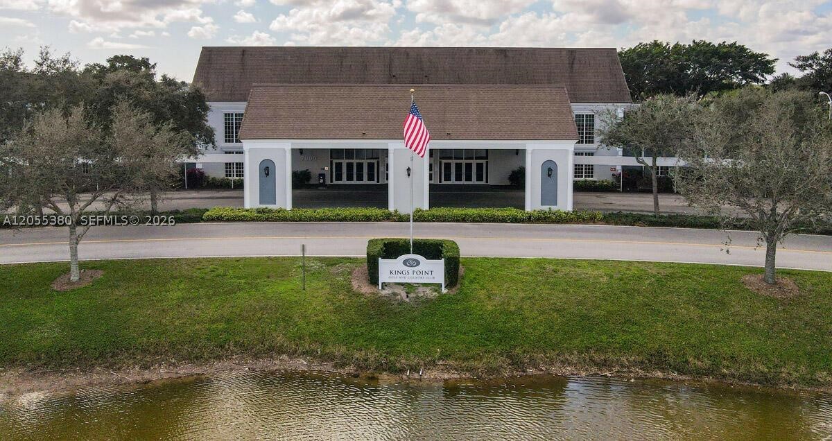 KINGS POINT PIEDMONT COND - Residential