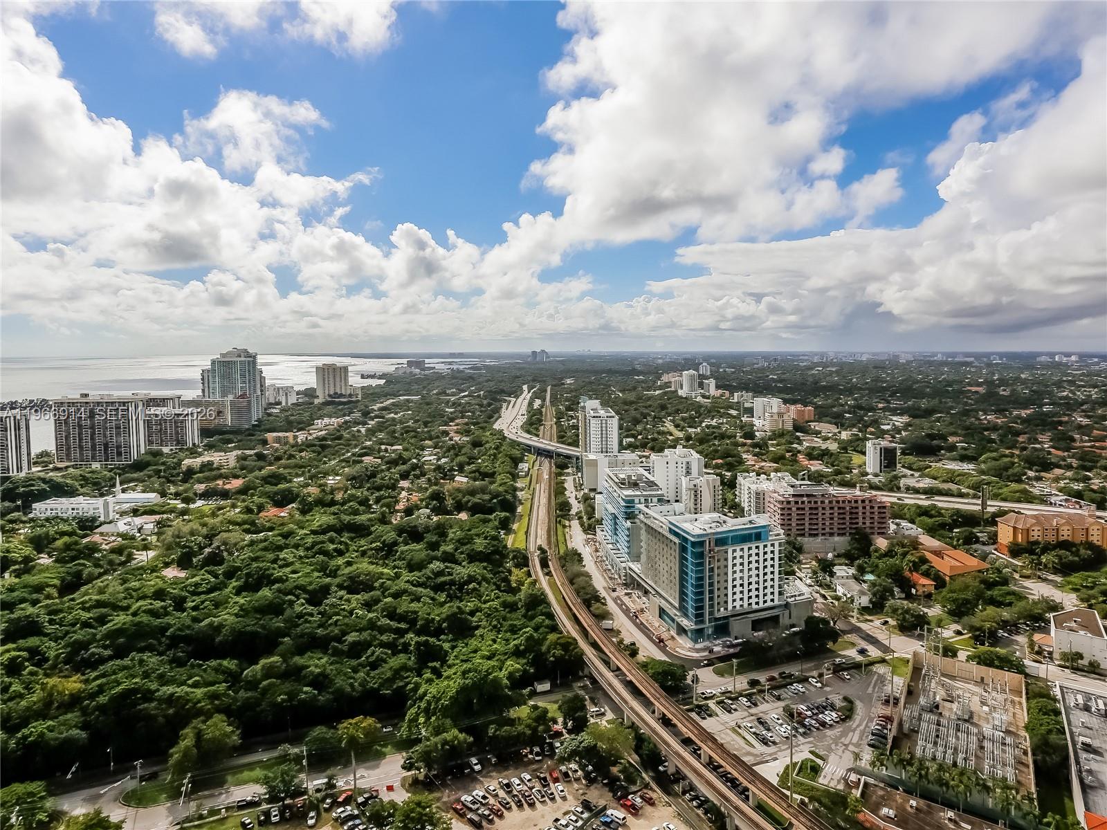 INFINITY AT BRICKELL COND - Residential