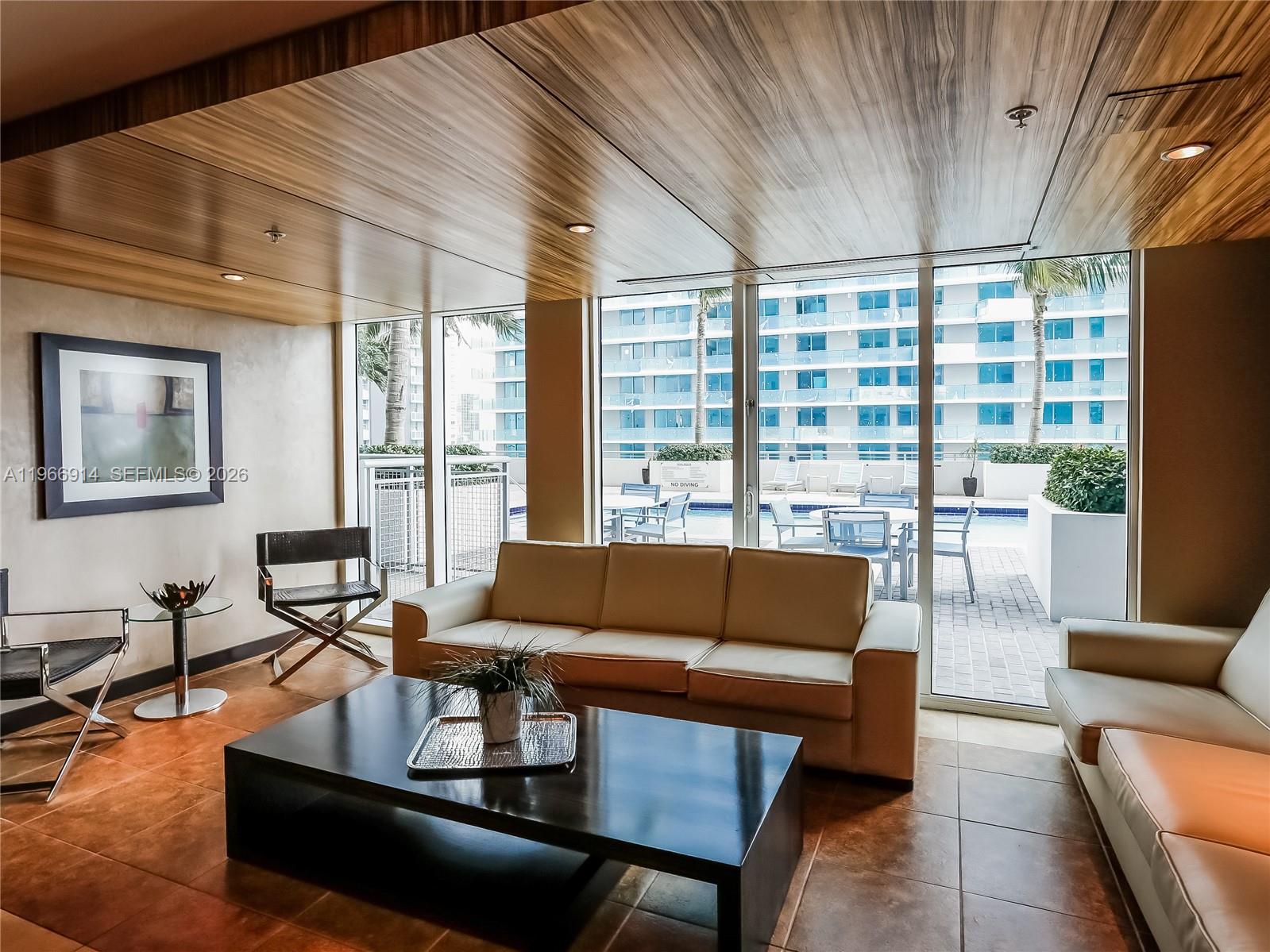 INFINITY AT BRICKELL COND - Residential