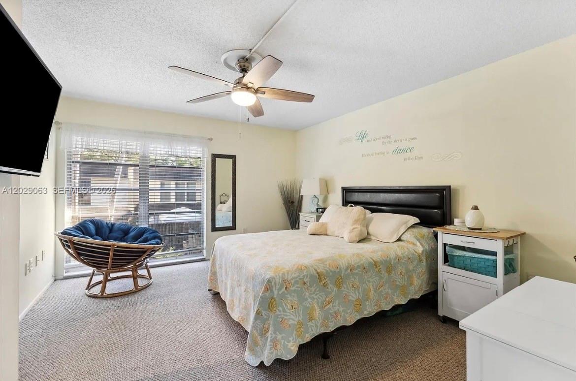 HOLLYWOOD GARDENS CONDOMI - Residential