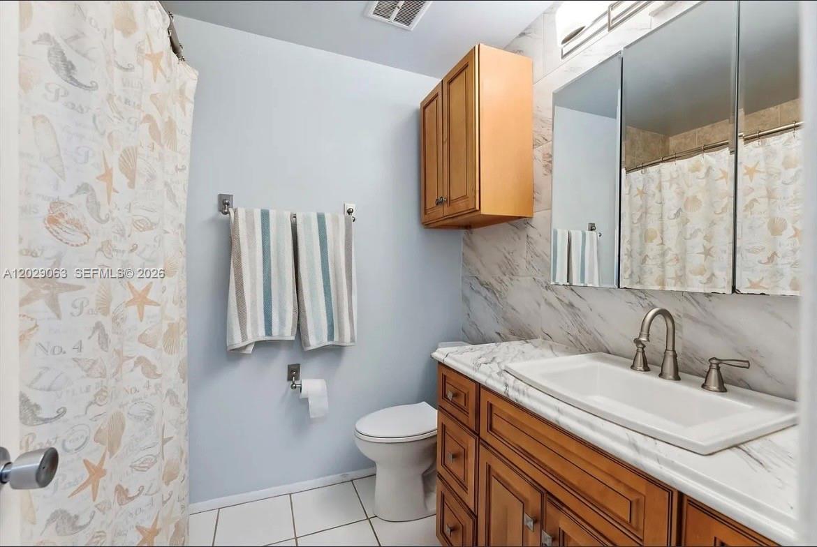 HOLLYWOOD GARDENS CONDOMI - Residential