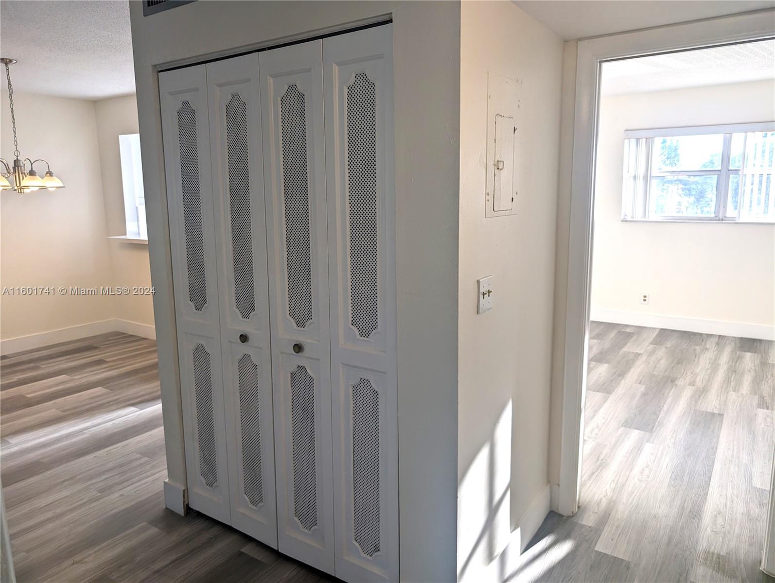 OXFORD CONDO - Residential