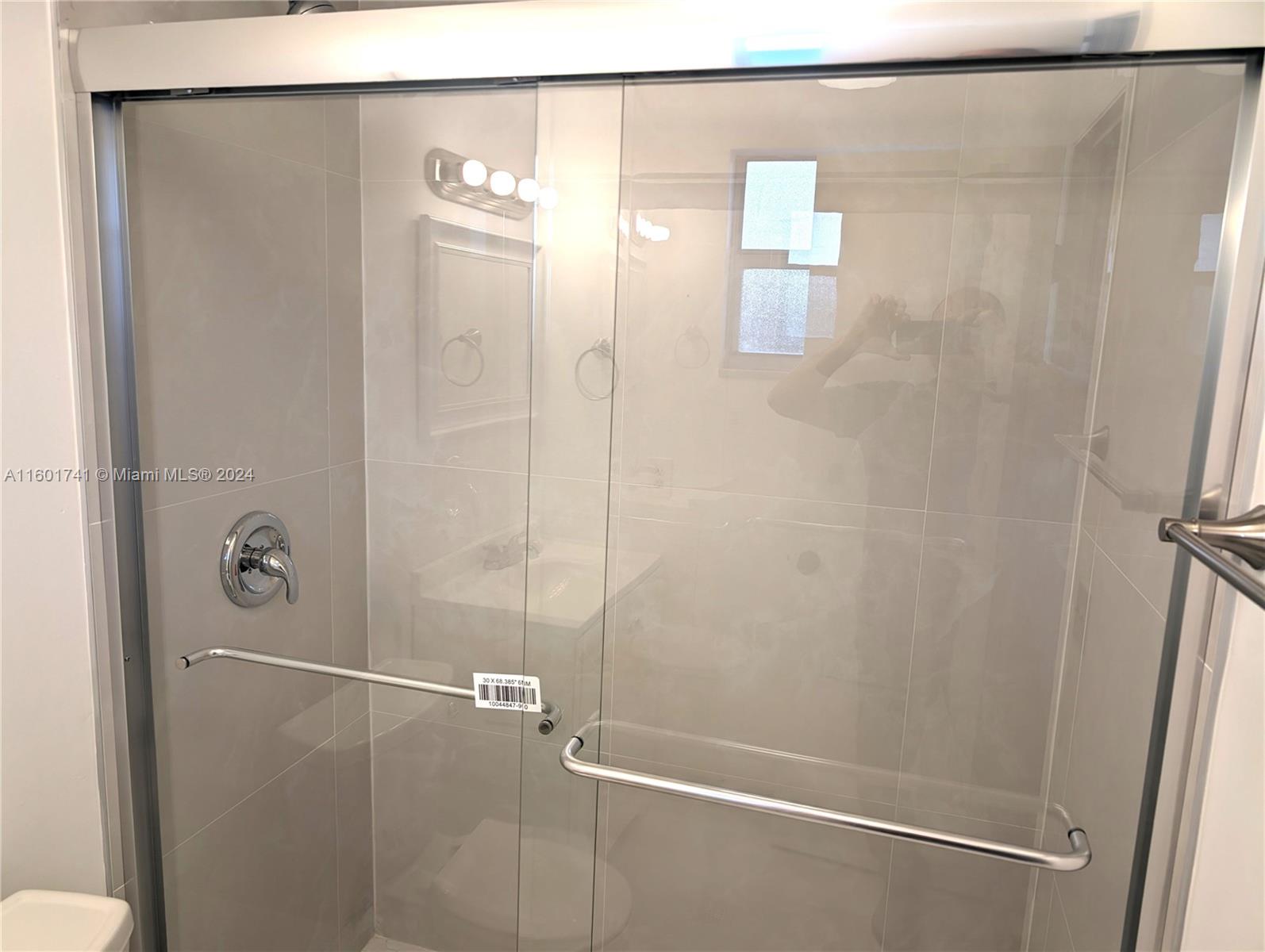 OXFORD CONDO - Residential