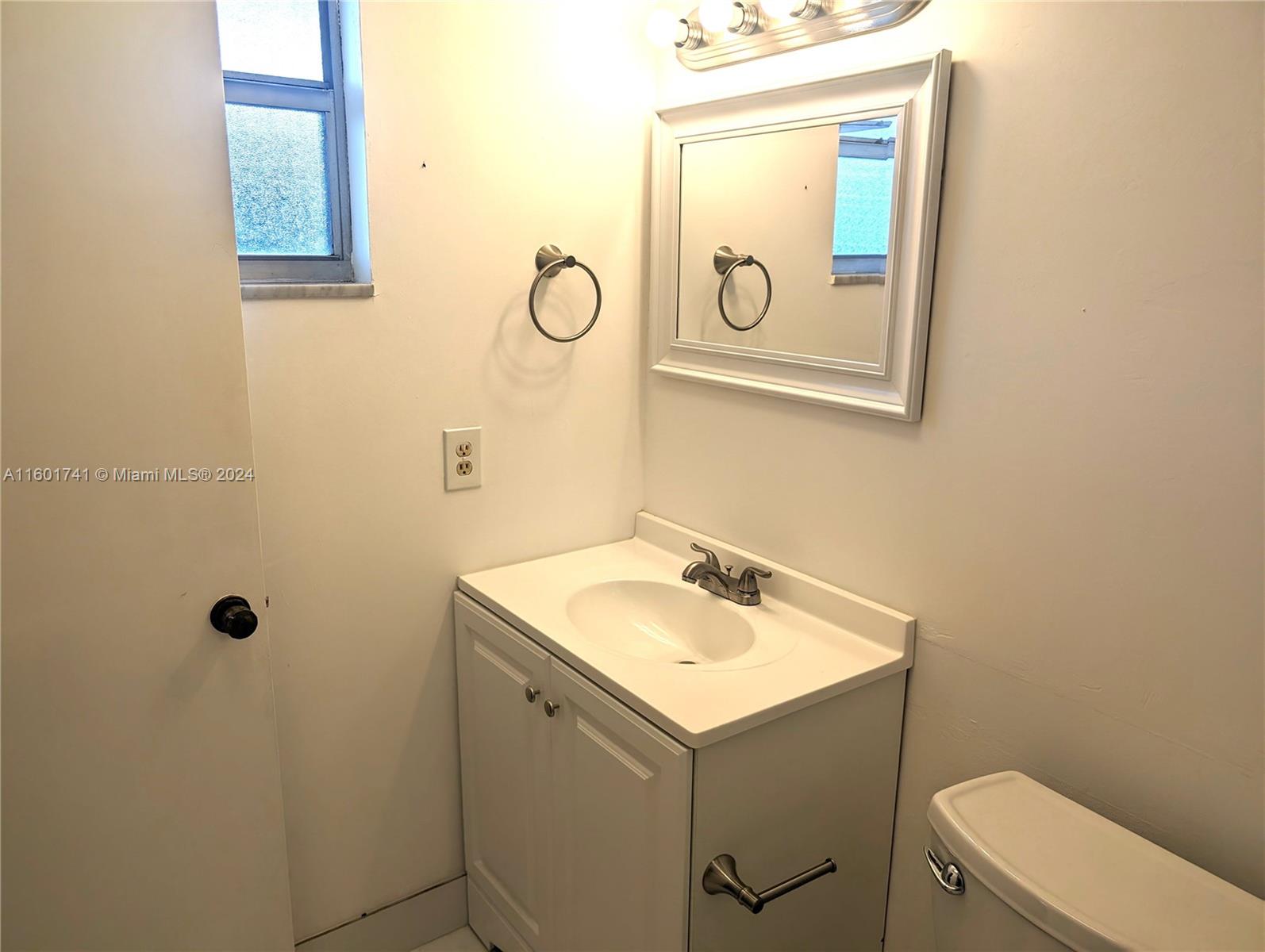OXFORD CONDO - Residential
