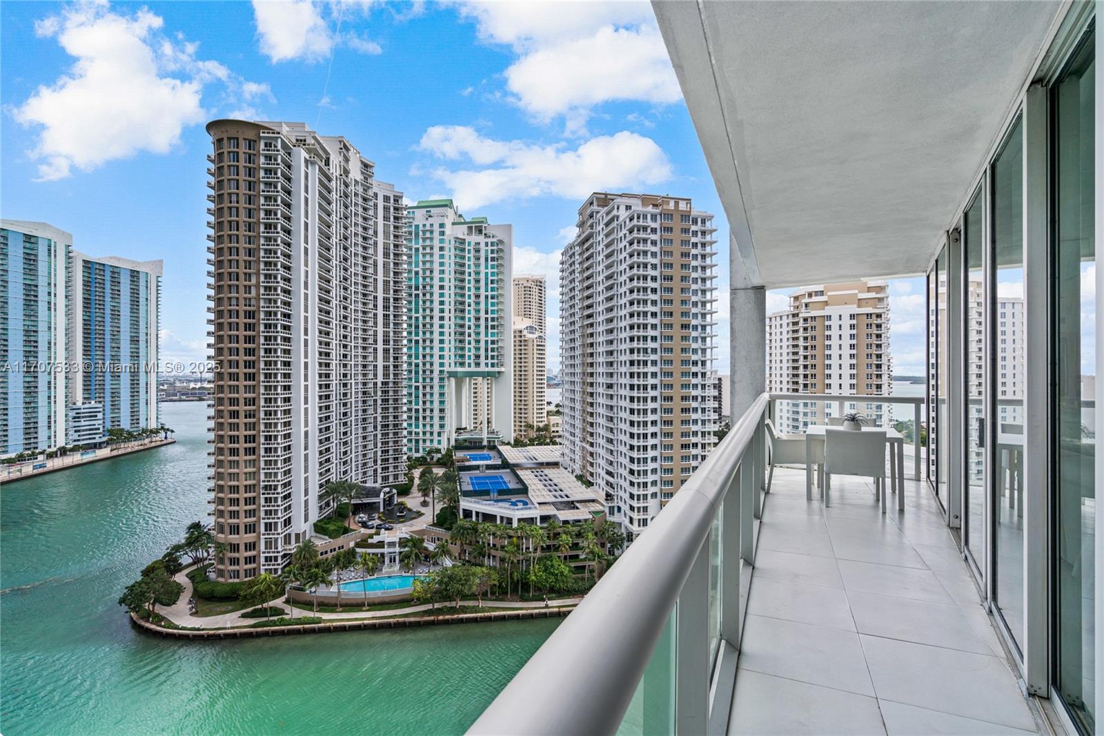 ICON BRICKELL NO TWO - Residential