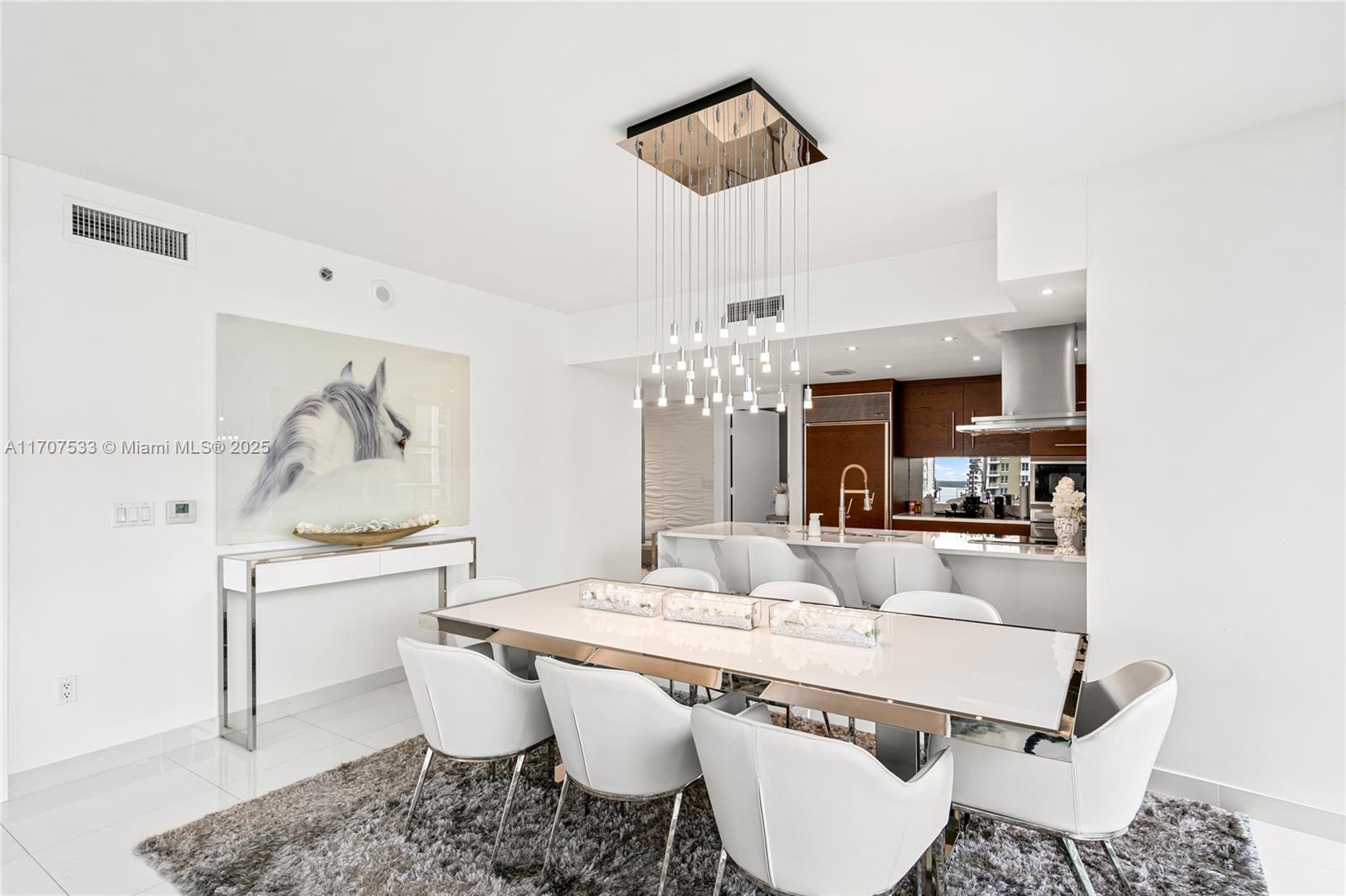 ICON BRICKELL NO TWO - Residential