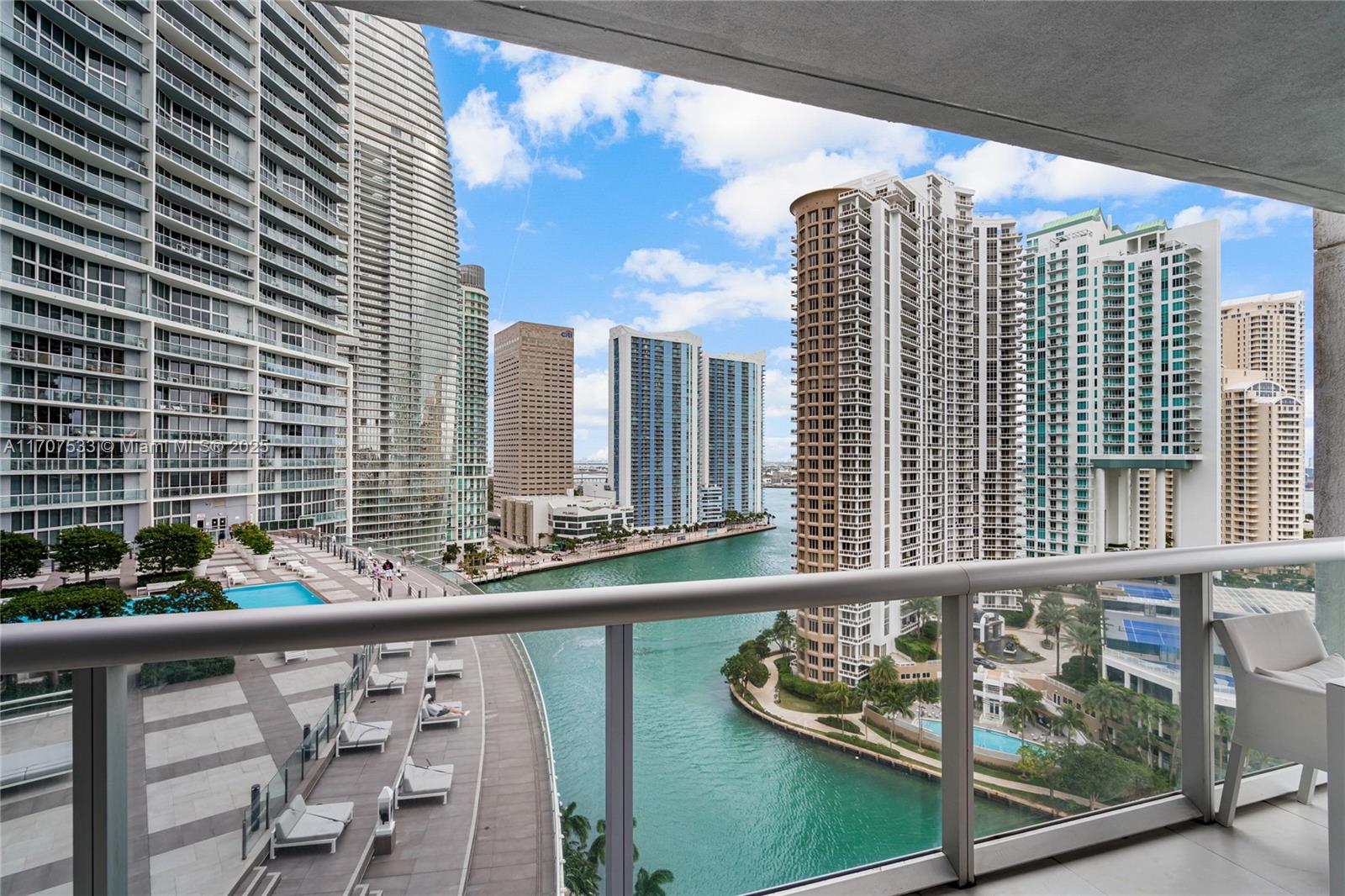 ICON BRICKELL NO TWO - Residential