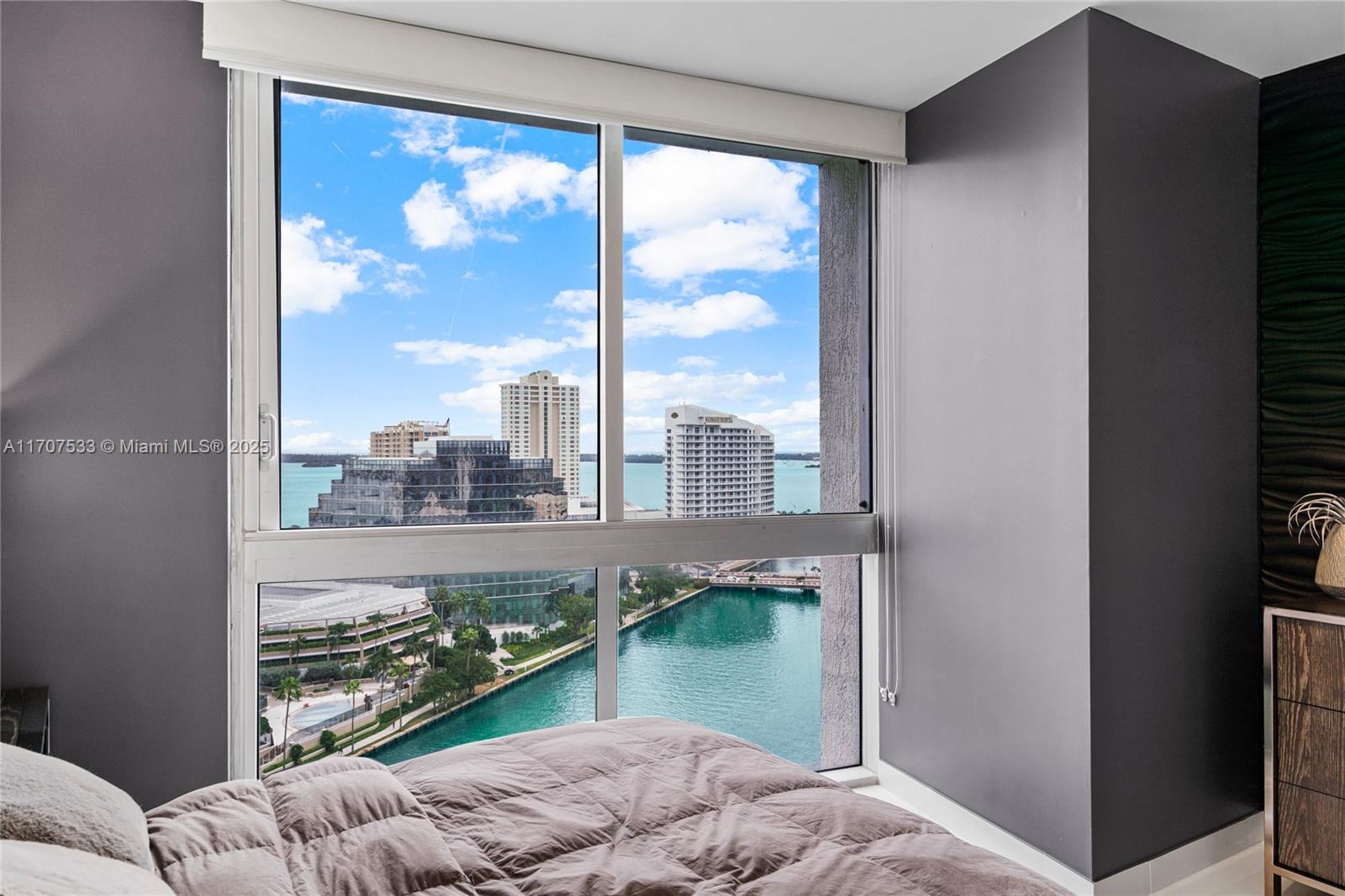 ICON BRICKELL NO TWO - Residential