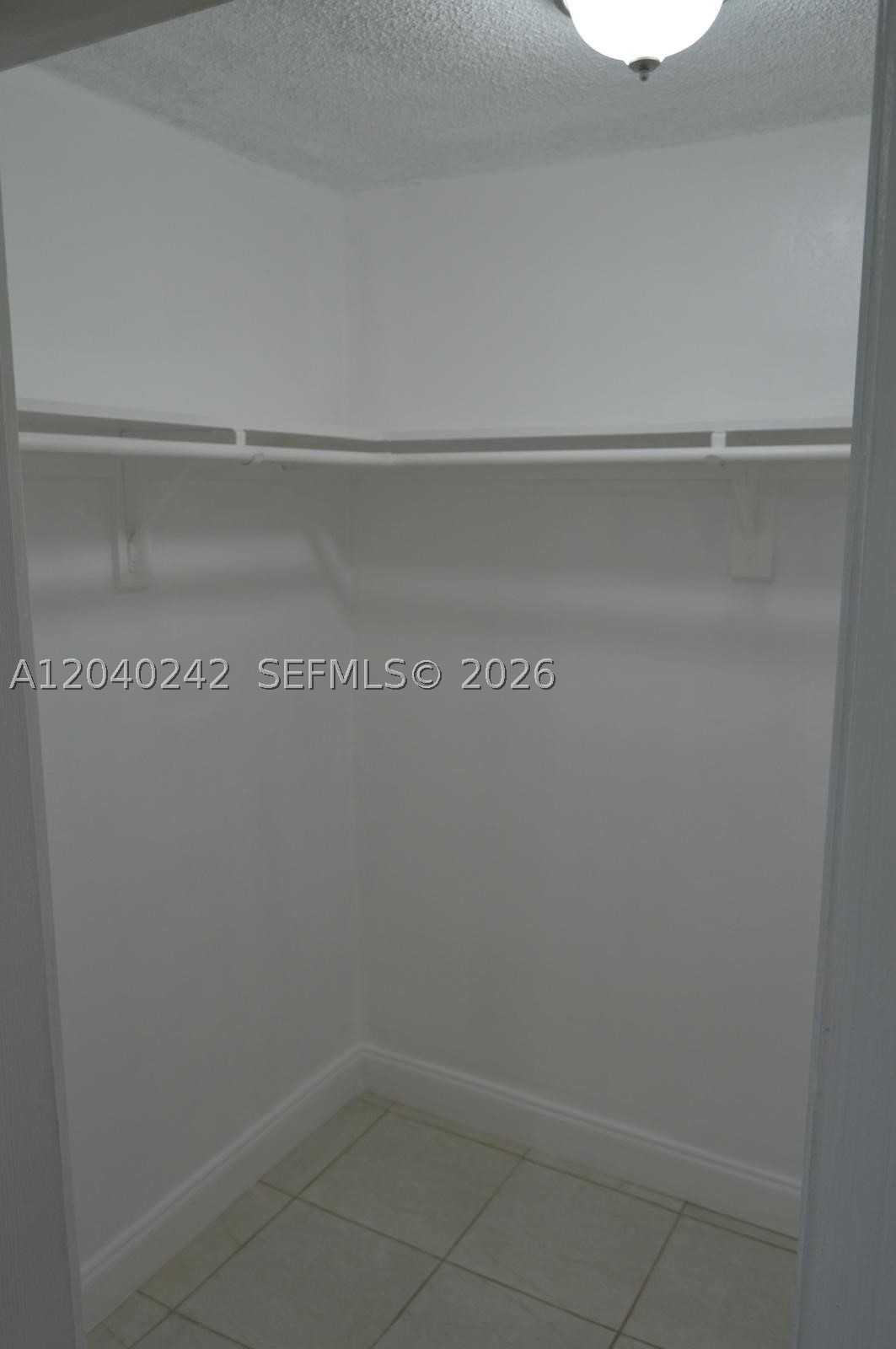 PALM-WEST GARDENS CONDO - Residential