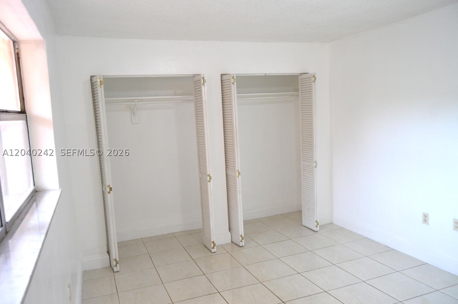 PALM-WEST GARDENS CONDO - Residential