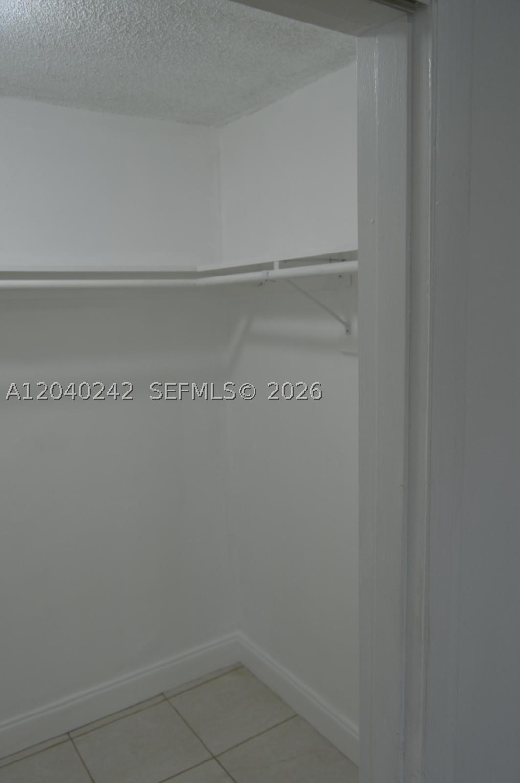 PALM-WEST GARDENS CONDO - Residential