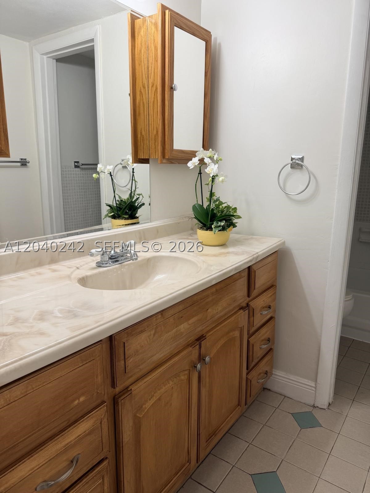 PALM-WEST GARDENS CONDO - Residential