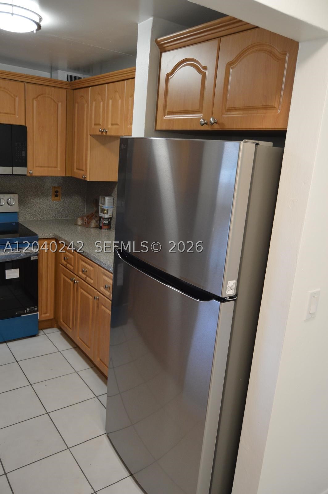 PALM-WEST GARDENS CONDO - Residential