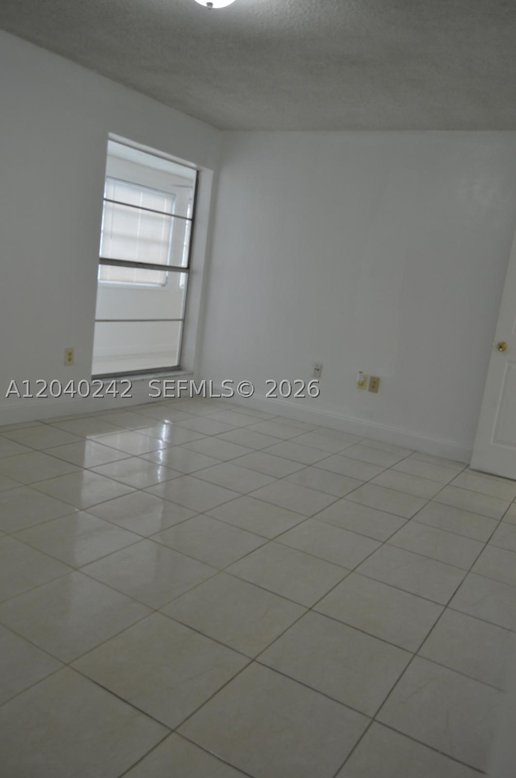 PALM-WEST GARDENS CONDO - Residential
